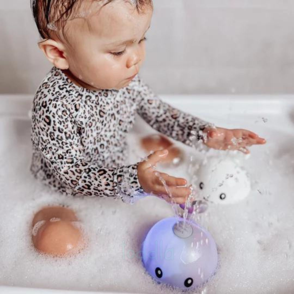 Splasho™ Whale Bath Toy